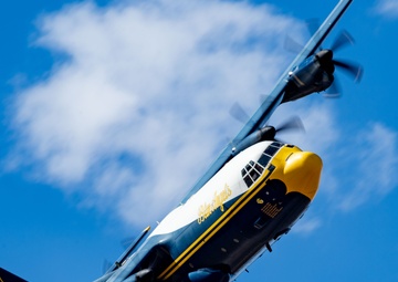 The Naval Flight Demonstration Squadron, the Blue Angels’ perform at the National Championship Air Races &amp; Air Show