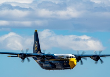 The Naval Flight Demonstration Squadron, the Blue Angels’ perform at the National Championship Air Races &amp; Air Show