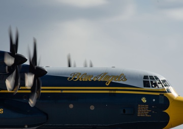 The Naval Flight Demonstration Squadron, the Blue Angels’ perform at the National Championship Air Races &amp; Air Show