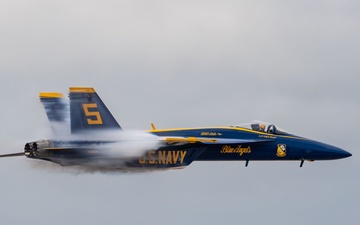 The Naval Flight Demonstration Squadron, the Blue Angels’ perform at the Blue Angels Homecoming Air Show