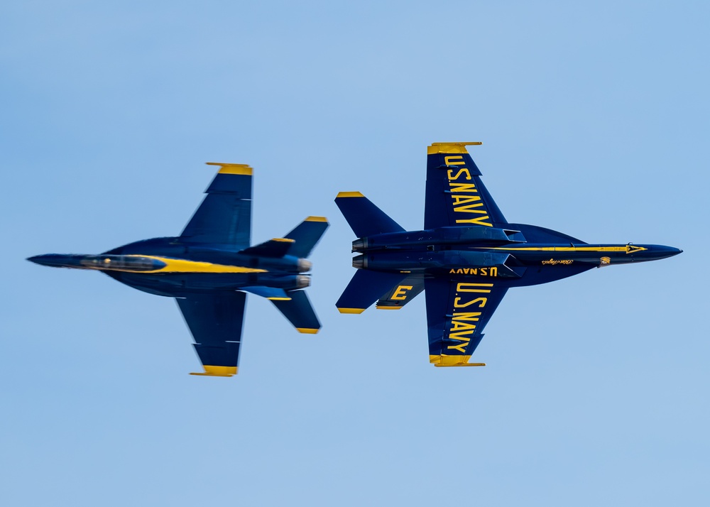 Blue Angels Conduct Winter Training in El Centro