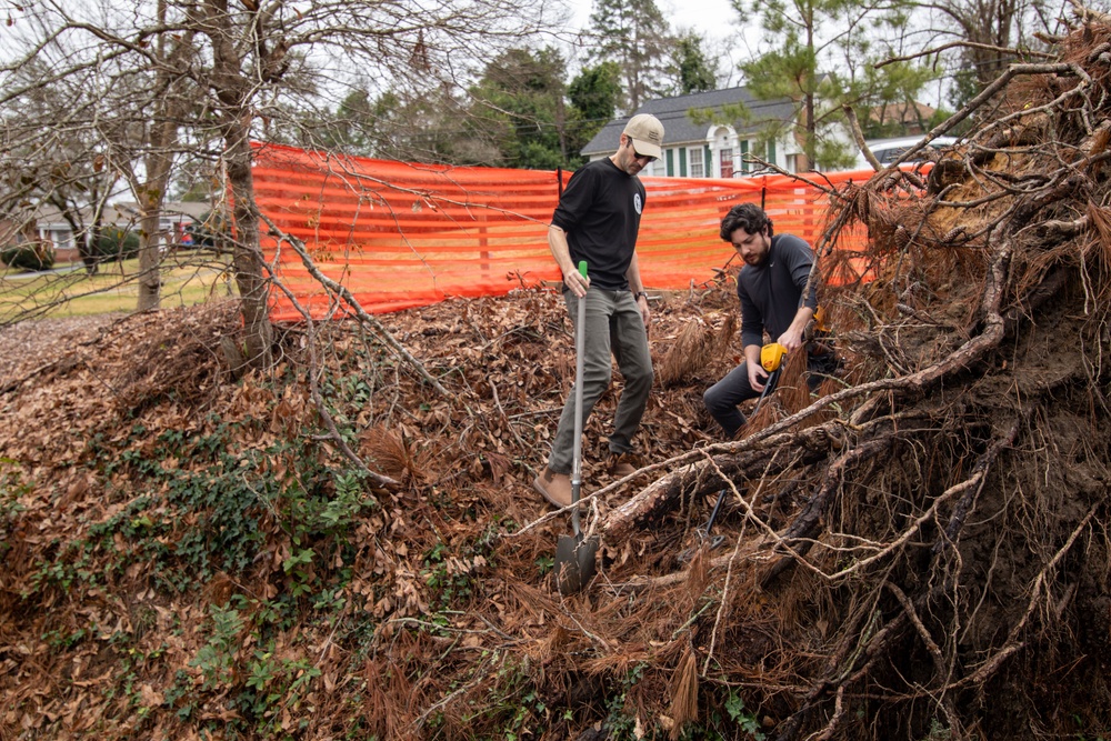 FEMA archeologists survey at Stubbs Park, GA