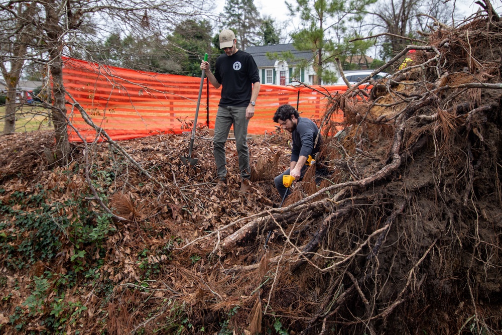 FEMA archeologists survey at Stubbs Park, GA