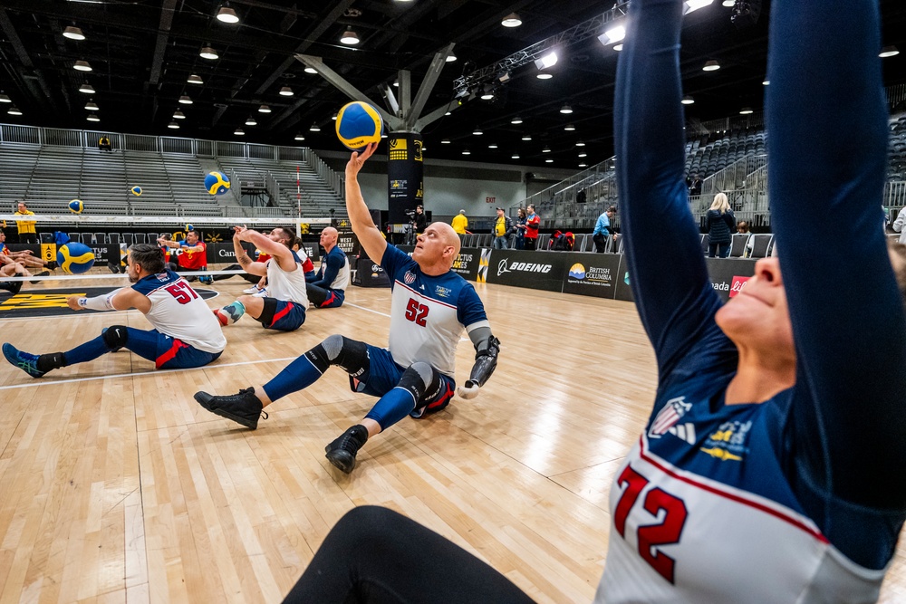 Team U.S. competes in sitting volleyball during 2025 Invictus Games