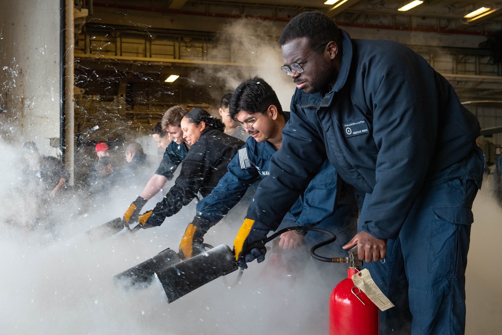 USS America (LHA 6) Conducts Damage Control Training