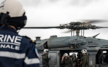 PACFLT meets with leaders from French Navy, Japan Maritime Self-Defense Force aboard FS Charles De Gaulle