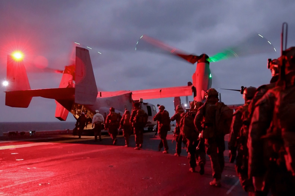 31st MEU | BLT 2/4 conducts Night TRAP Exercise