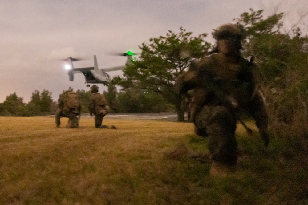 31st MEU | BLT 2/4 conducts Night TRAP Exercise