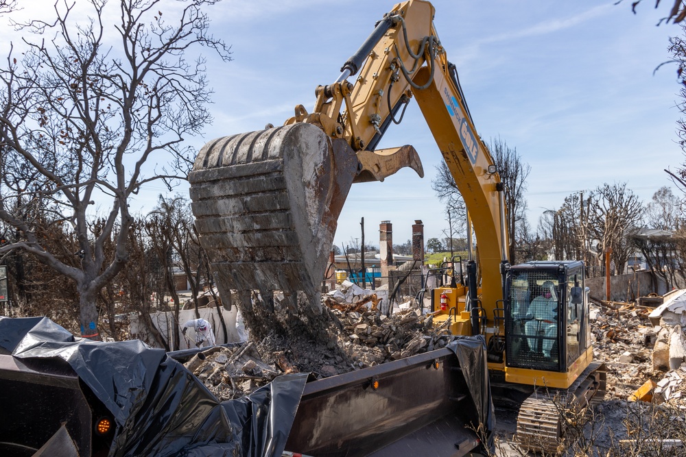 Clearing the Way: U.S. Army Corps of Engineers Supports Recovery in Pacific Palisades