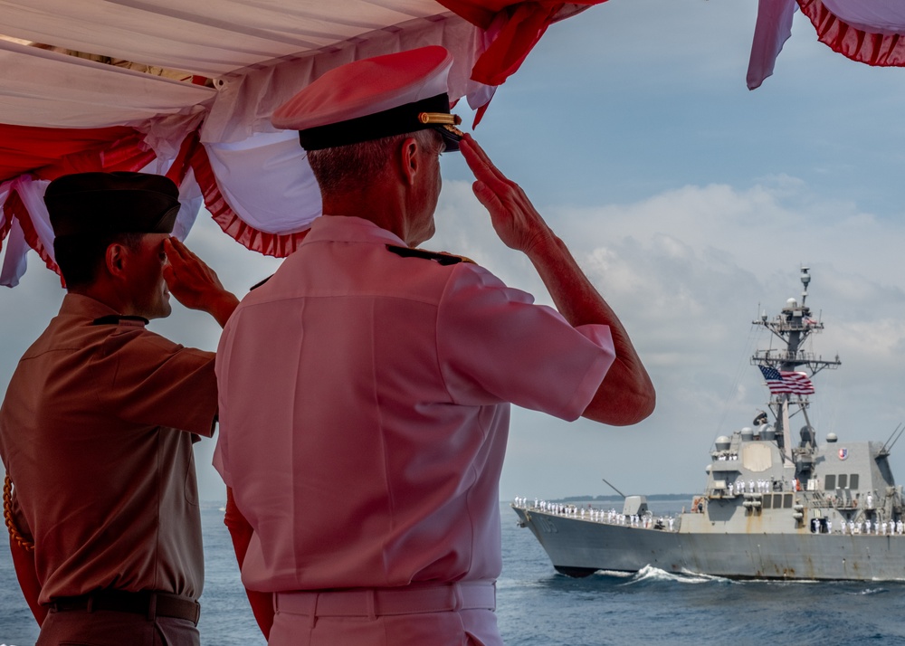 Commander, US Pacific Fleet attends Multilateral Naval Exercise Komodo 2025 international fleet review