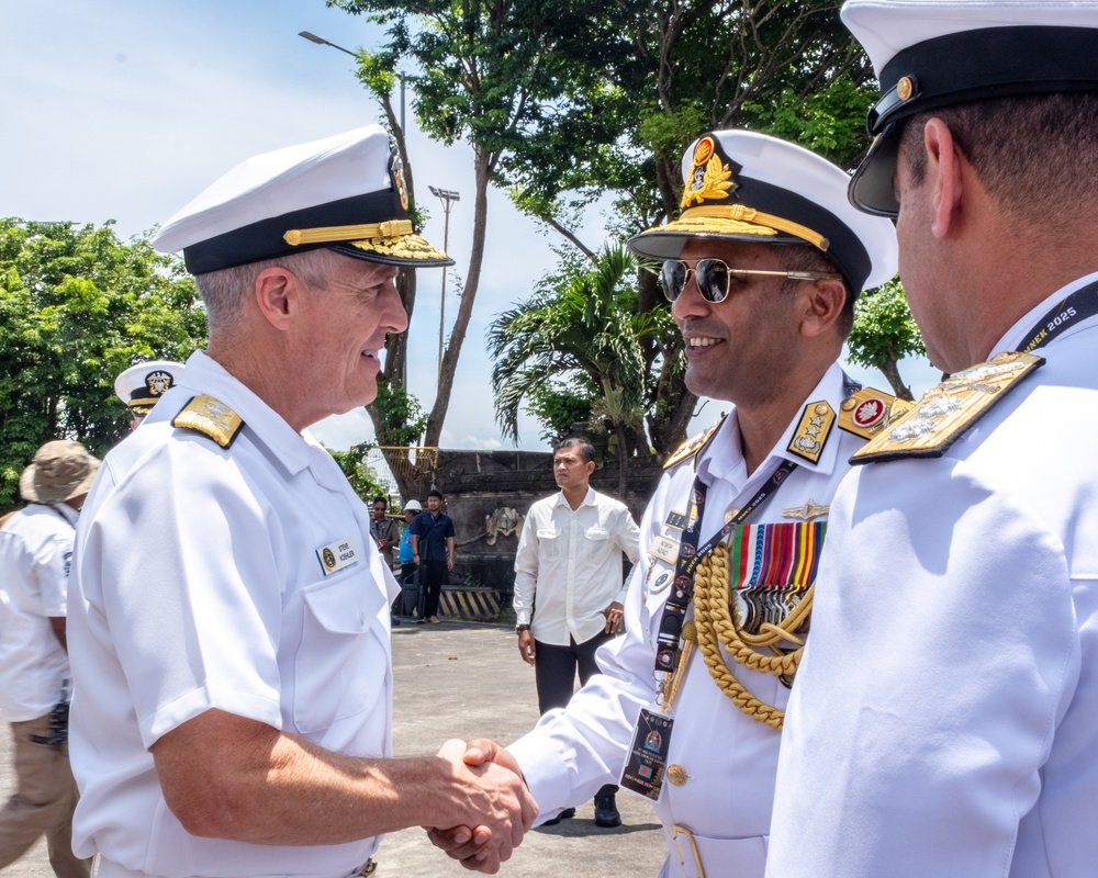 Commander, US Pacific Fleet attends Multilateral Naval Exercise Komodo 2025 international fleet review