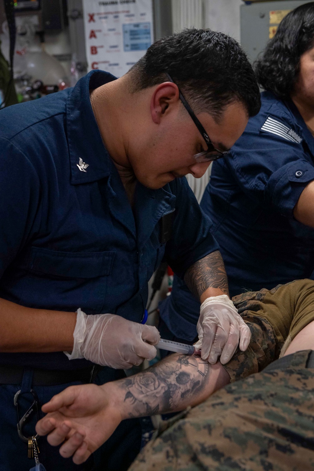 USS America (LHA 6) and 31st Marine Expeditionary Unit Conduct Medical Training