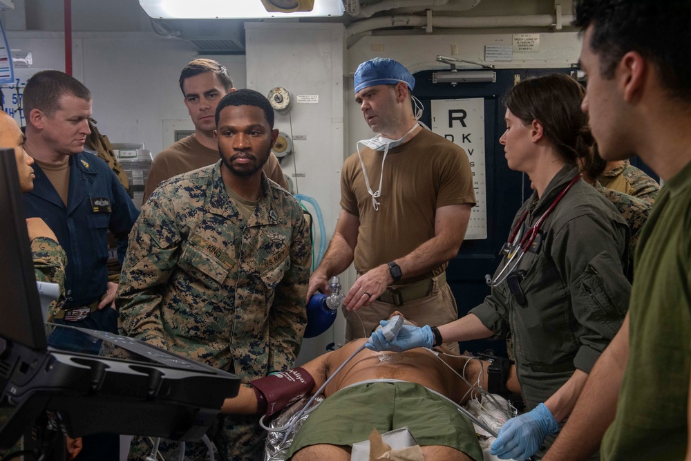 USS America (LHA 6) and 31st Marine Expeditionary Unit Conduct Medical Training