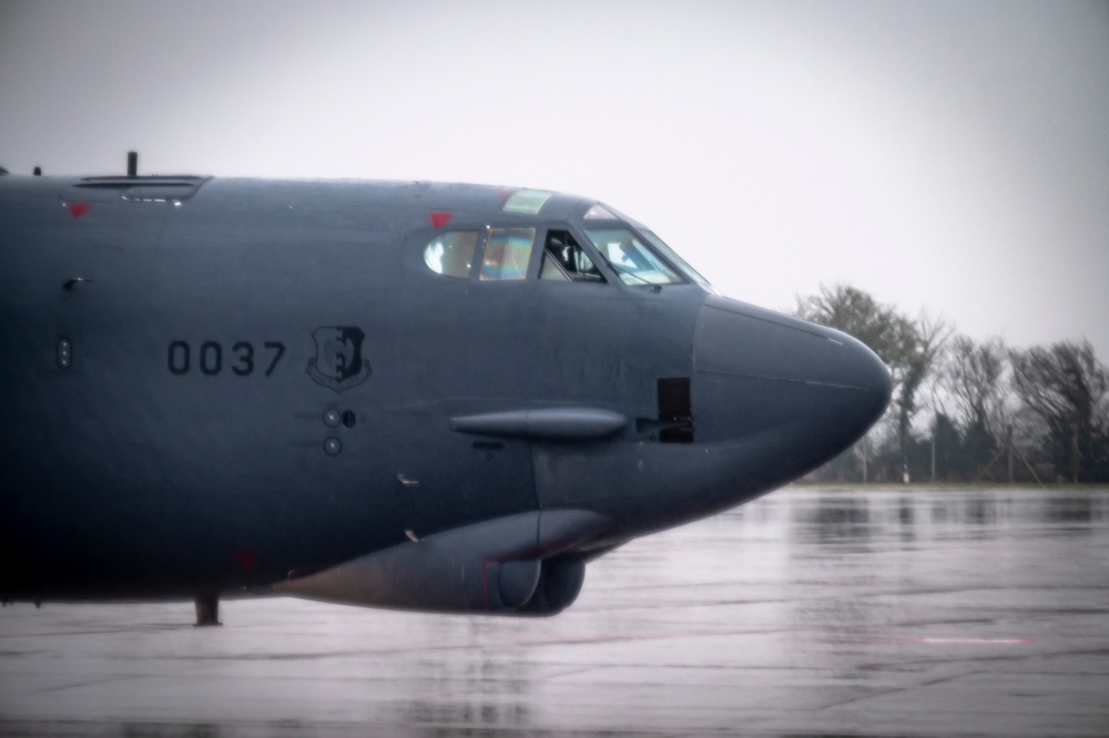 B-52 Stratofortress arrives at RAF Fairford for BTF 25-2