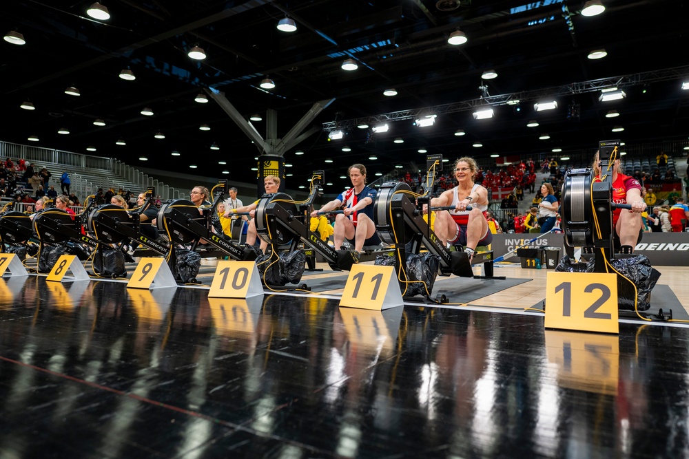 Team U.S. competes in sitting volleyball during 2025 Invictus Games