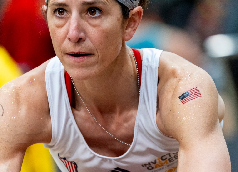 Team U.S. competes in sitting volleyball during 2025 Invictus Games