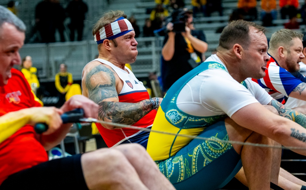 Team U.S. competes in sitting volleyball during 2025 Invictus Games