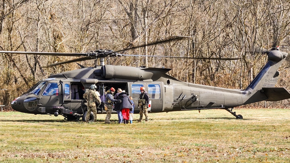 Kentucky Guard evacuates flood victims