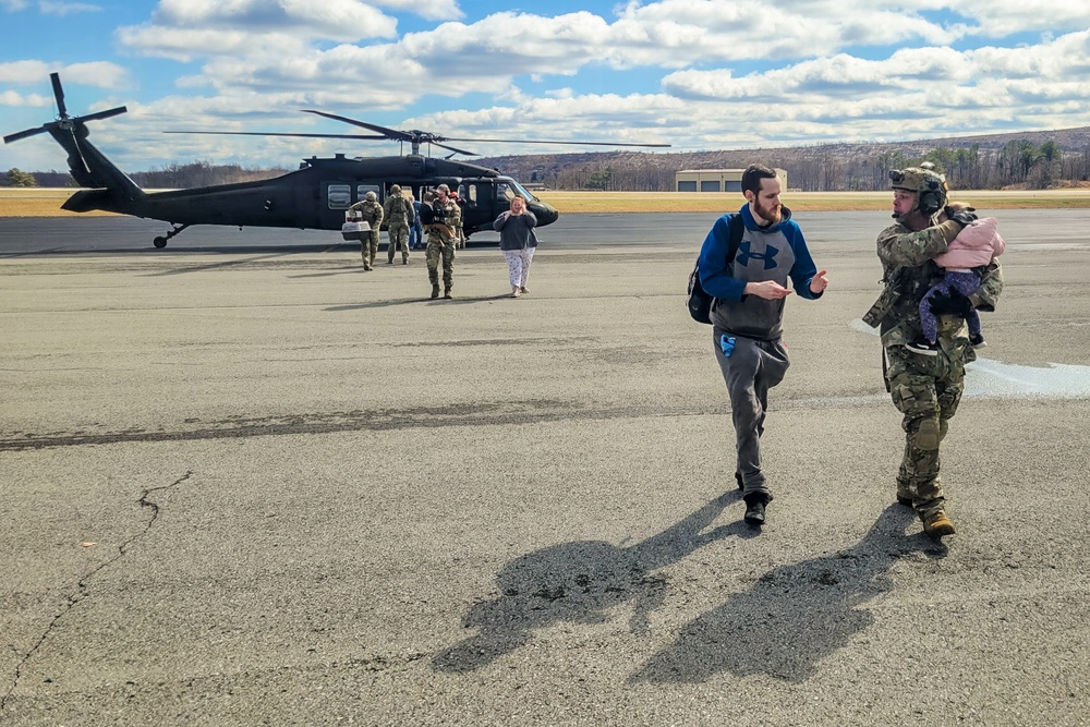 Kentucky Guard evacuates flood victims