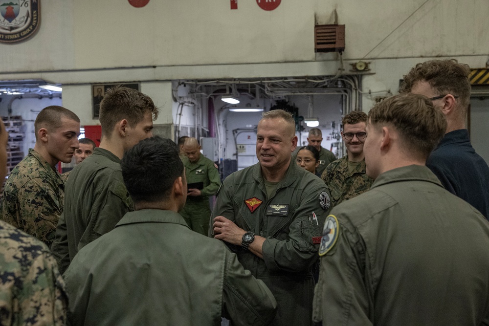 31st MEU |U.S. Marine Corps Maj. Gen. Marcus Annibale visits USS America and USS John L. Canley