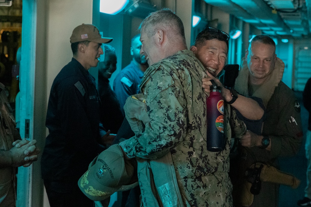31st MEU |U.S. Marine Corps Maj. Gen. Marcus Annibale visits USS America and USS John L. Canley