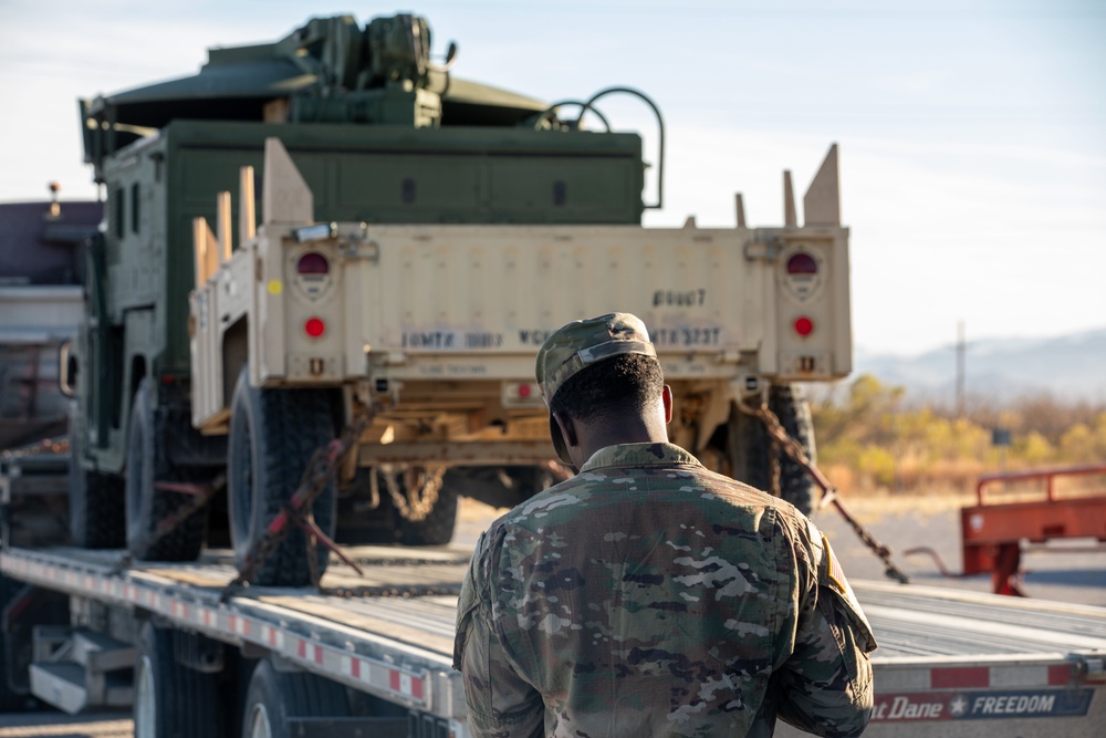 10th Mountain Soldiers download equipment
