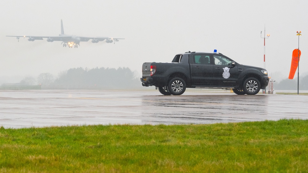 B-52H Stratofortress arrives at RAF Fairford for BTF 25-2