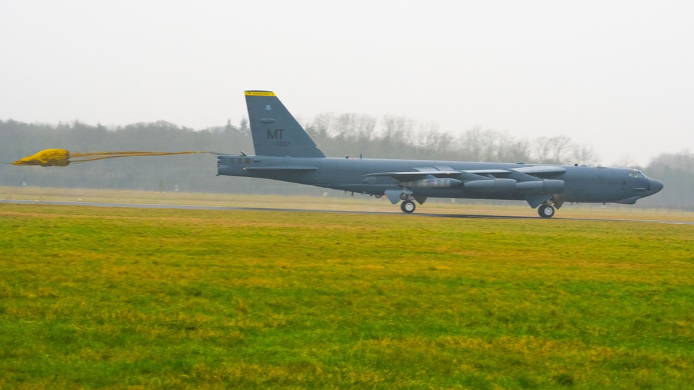 B-52H Stratofortress arrives at RAF Fairford for BTF 25-2