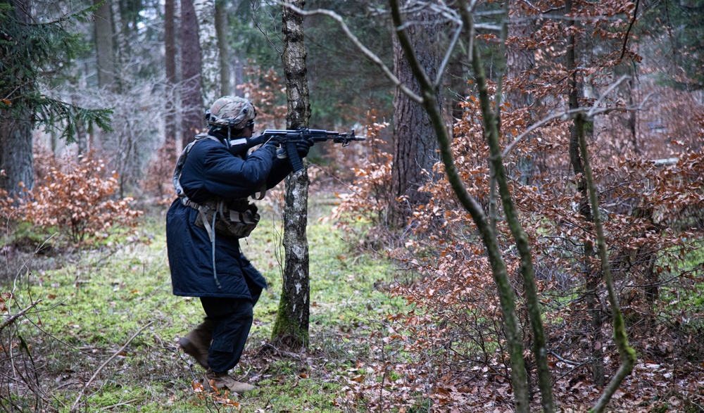 Alabama Guard Medics provide care, train with Active Duty Soldiers