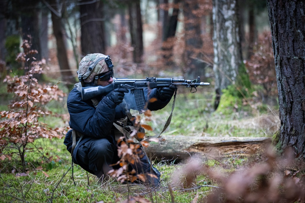 Alabama Guard Medics provide care, train with Active Duty Soldiers