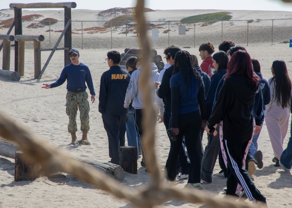 Independence High School Visits Naval Special Warfare Center