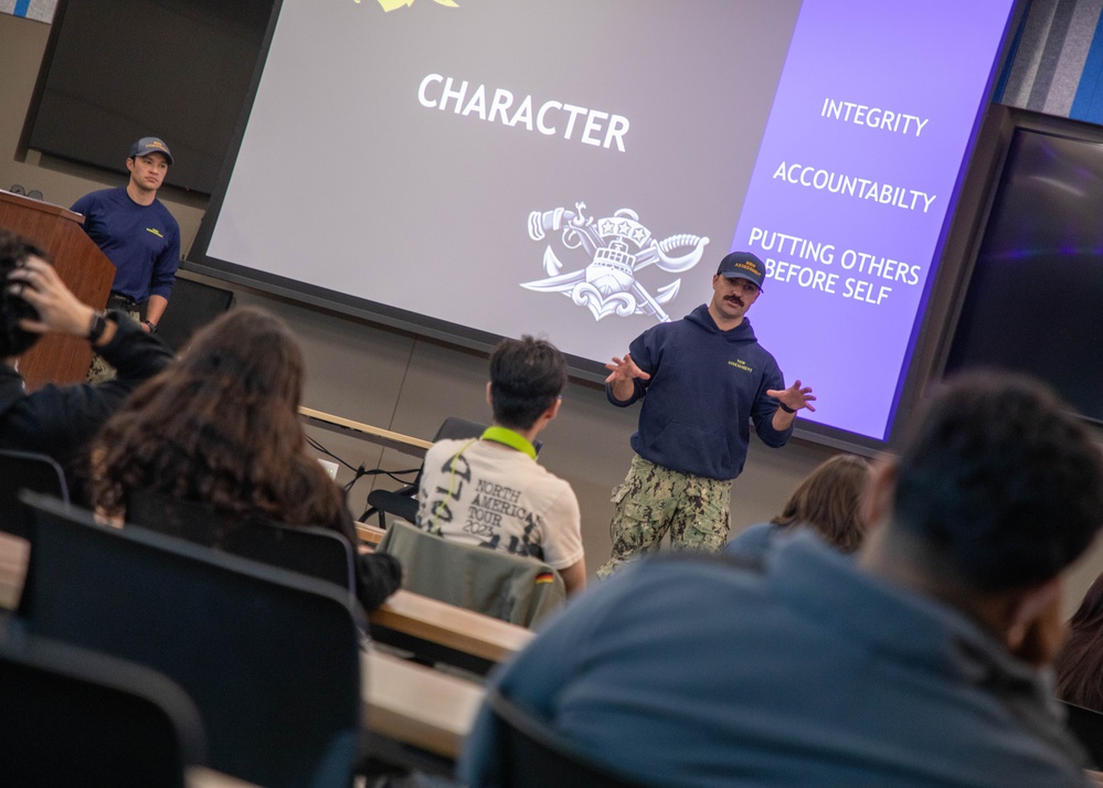 Independence High School Visits Naval Special Warfare Center