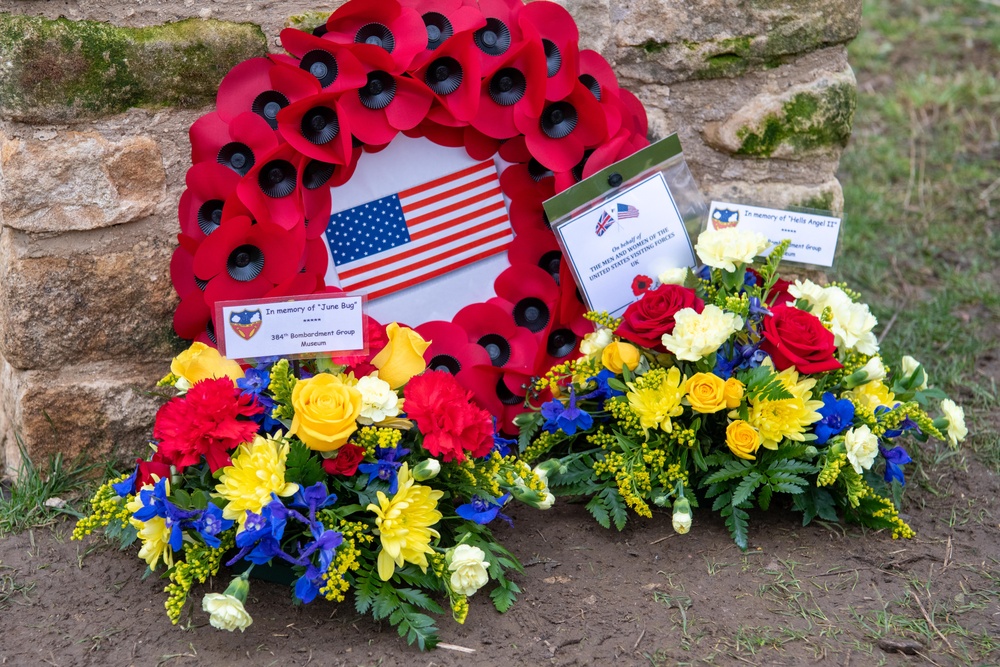 US and UK leaders honor WWII Airmen at Stanwick Lakes memorial