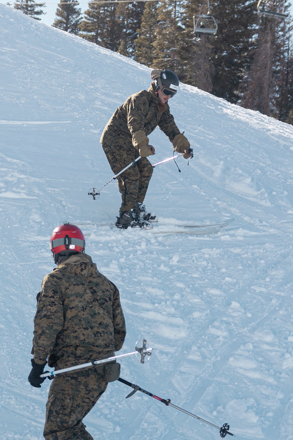 Marines practice downhill skiing during Winter Mountain Leaders Course 1-25