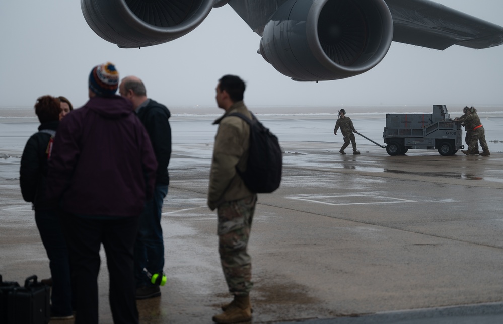 46th Test and Evaluation Squadron evaluates C-5 vapor purge test