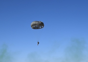Army recruits visit YPG to learn about active-duty careers and opportunities