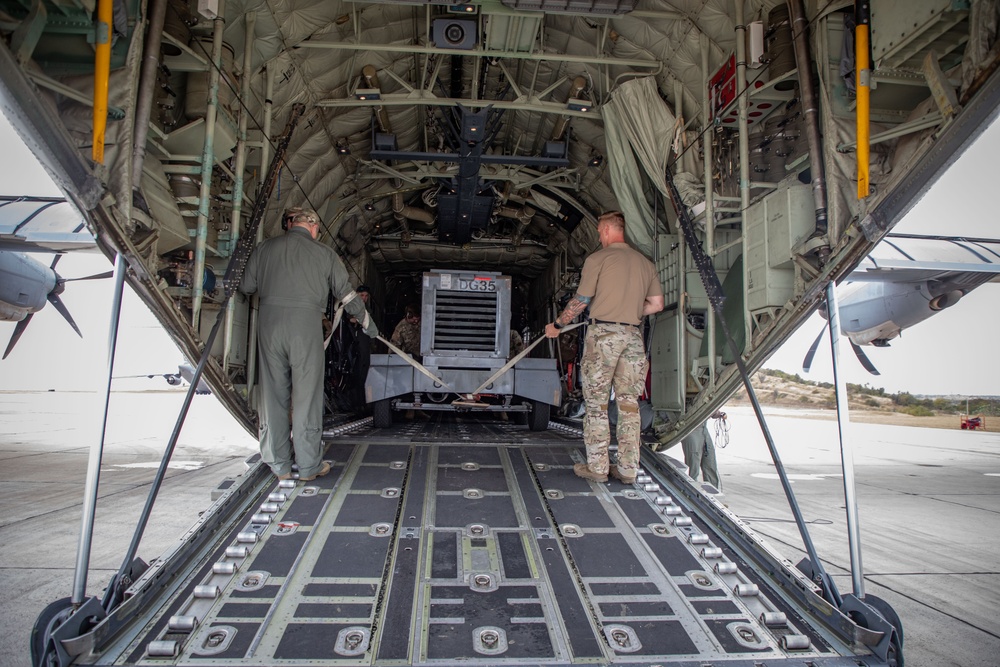 Contingency Response Element Boosts Airfield Capacity for Operation Southern Guard