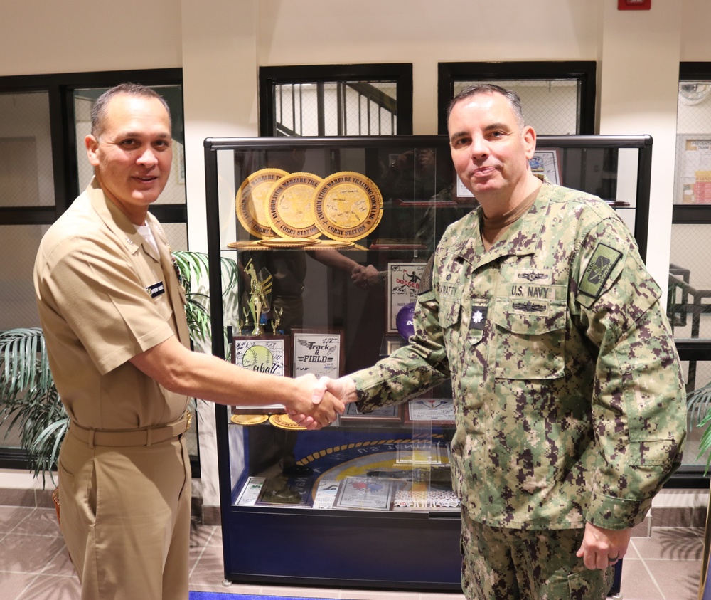 Captain Burke Visits NIOC Pensacola