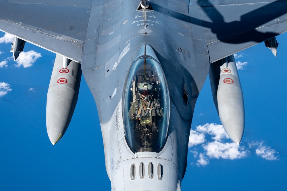 U.S. Air Force KC-135 refuels F-16 flight