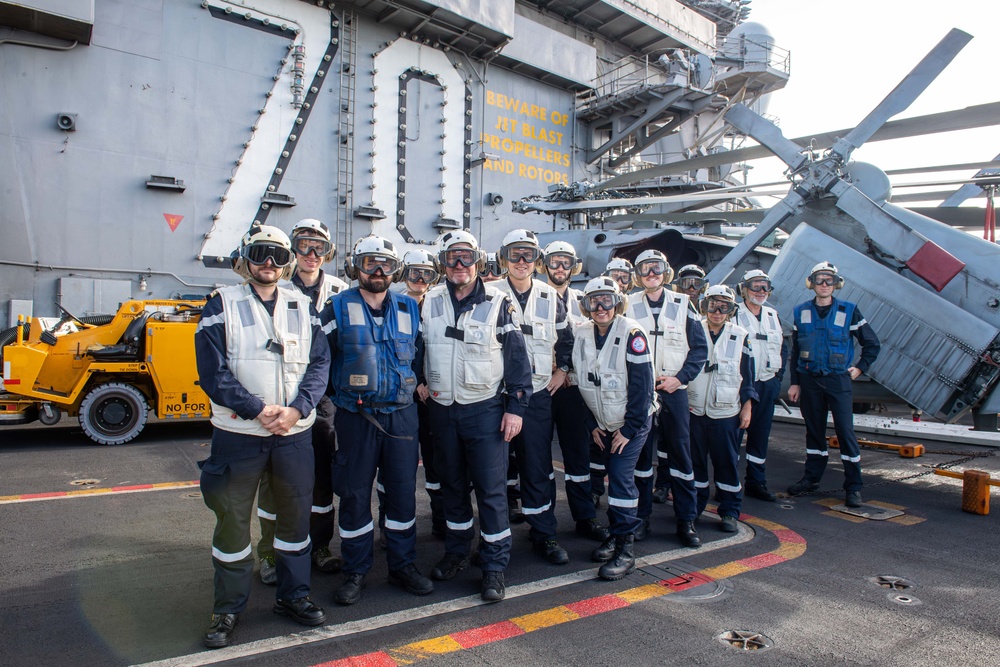 USS Carl Vinson (CVN 70) Hosts Sailors from the French Navy During Pacific Steller 2025