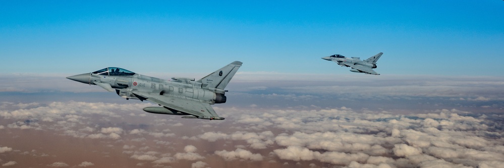 AFCENT tanker refuels Eurofighter Typhoons over USCENTCOM AOR
