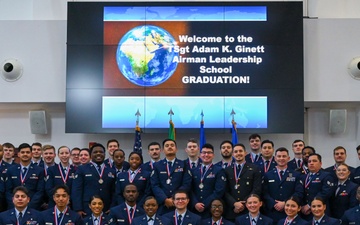 ALS Class 25-B Graduates