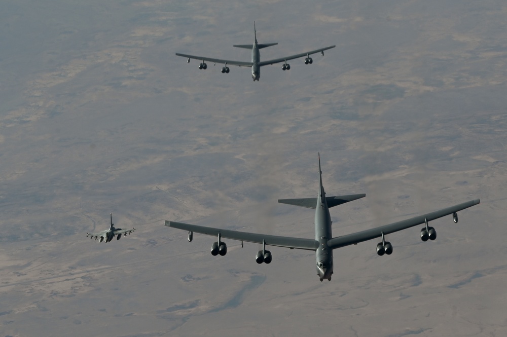 U.S. Air Force B-52s, F-15 team up with Iraqi Air Force F-16s in the CENTCOM AOR