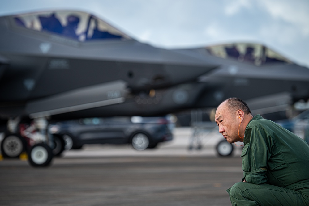 JASDF personnel, leadership come together to watch take-offs at Andersen AFB for CN25