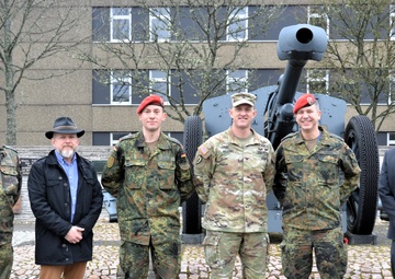 USAG Rheinland-Pfalz strengthens ties with the Bundeswehr Artillery School