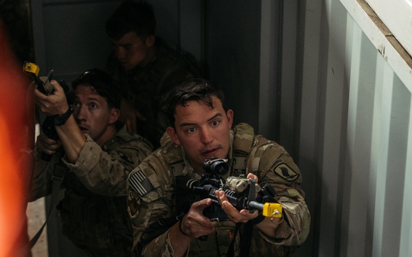 US, Kenya conduct urban operations training during Justified Accord