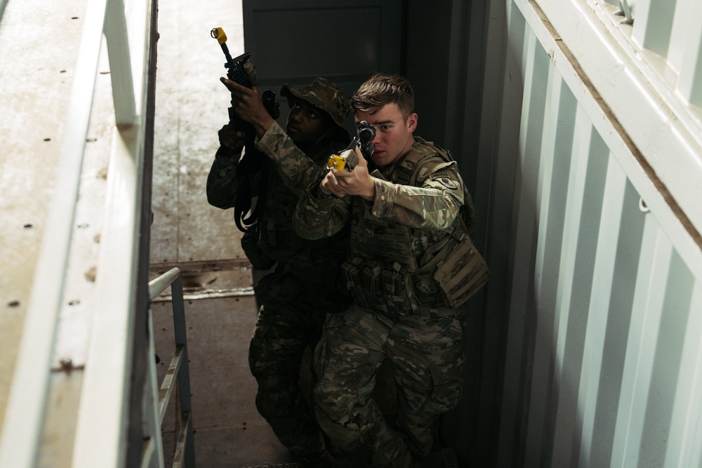 US, Kenya conduct urban operations training during Justified Accord