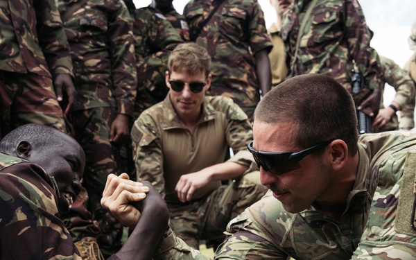 US, Kenya, Somalia greet each other during Justified Accord