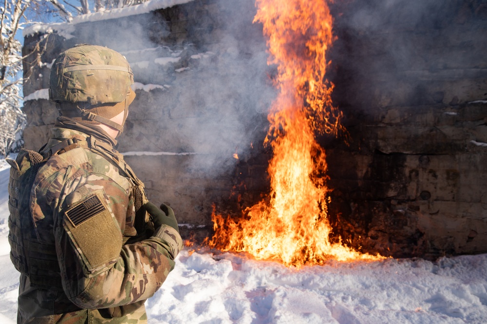 3-321st FAR Conduct a Joint Molotov Cocktail Training Exercise