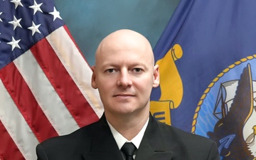 CDR Robert L. Brown Jr.